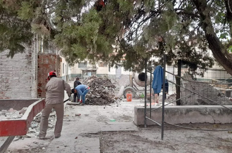 9001-inicio-la-segunda-etapa-de-las-obras-que-se-ejecutan-en-el-hospital-miguel-ragone