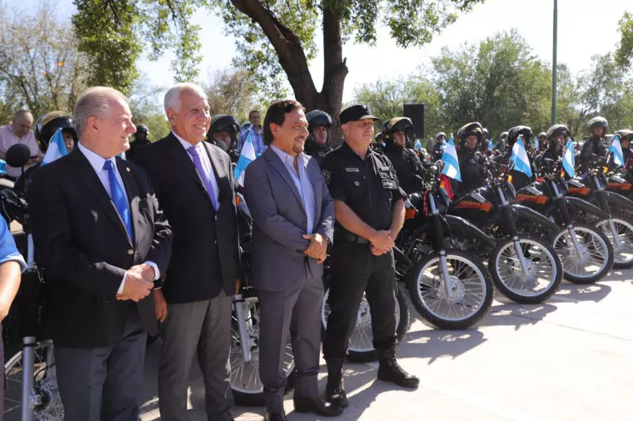 5793-durante-la-gestion-de-gustavo-saenz-el-servicio-de-seguridad-de-salta-se-incremento-en-mas-200-moviles