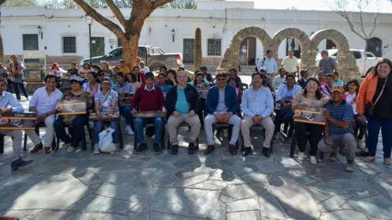 97849-familias-de-cachi-y-payogasta-recibieron-anafes-electricos-de-bajo-consumo