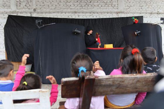 74062-ninias-y-ninios-celebraron-el-dia-de-reyes-con-arte-y-sorpresas