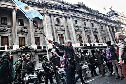 la-convocatoria-a-la-marcha-de-jubilados-frente-63EQTXU4URGDVMIXGB4BS7BWS4