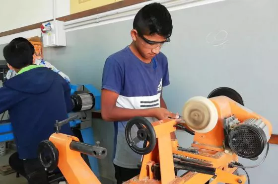 87019-con-educacion-secundaria-profesional-cientos-de-saltenios-estan-terminando-sus-estudios