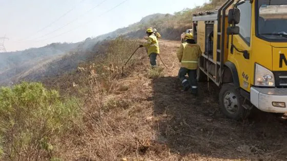 97838-defensa-civil-advierte-sobre-el-riesgo-extremo-de-incendios-forestales-en-salta