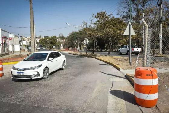 83560-paso-bajo-nivel-en-grand-bourg-entre-este-miercoles-y-el-viernes-22-no-se-podra-salir-por-avenida-savio
