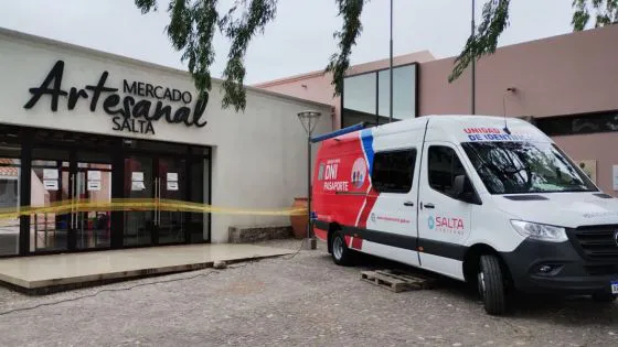 95447-hasta-maniana-permanecera-el-movil-del-registro-civil-en-el-mercado-artesanal