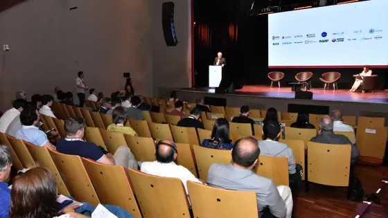 98625-salta-es-sede-de-debate-internacional-sobre-tecnologia-de-satelites-y-exploracion-espacial