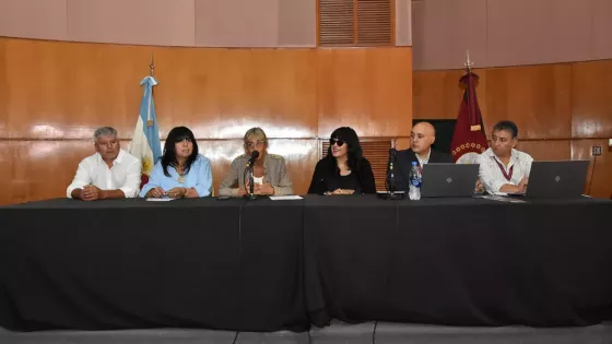 99924-reunion-estrategica-con-supervisores-planifican-la-utilizacion-de-datos-provenientes-de-sinide-y-pruebas-aprender