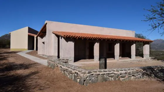96543-comienza-la-ultima-etapa-del-centro-de-atencion-al-turista-en-guachipas