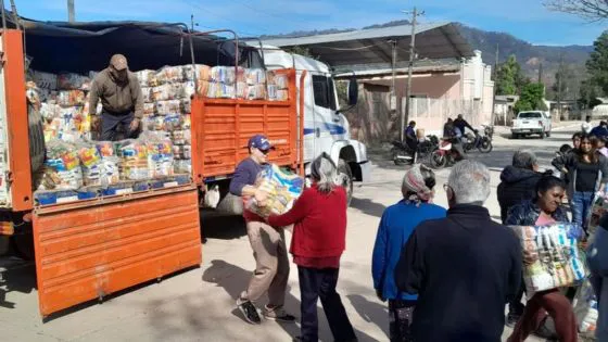 97521-continuan-las-entregas-de-modulos-focalizados-en-el-departamento-san-martin