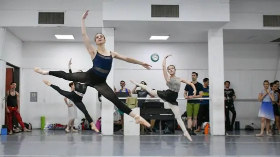 98136-el-ballet-de-la-provincia-presenta-la-luna-y-rapinia-en-casa-de-la-cultura