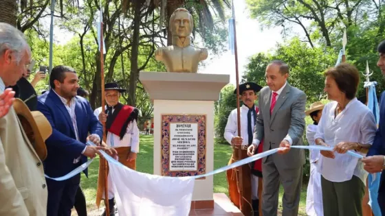 99387-descubrieron-en-metan-un-busto-del-coronel-ignacio-sierra