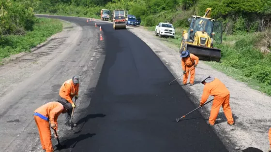 105035-ya-se-repavimentaron-25-kilometros-de-la-ruta-provincial-5