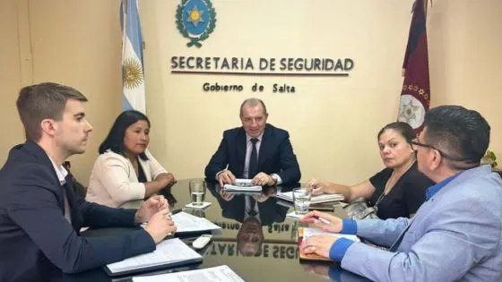 98357-seguridad-coordina-acciones-de-prevencion-en-el-valle-calchaqui