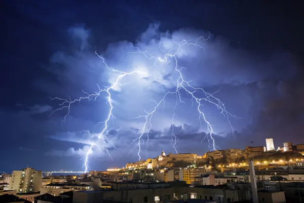 600x400_alerta-amarilla-tormentas-15-provincias-hasta-cuando-llovera-1068813-080832