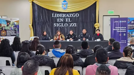 102969-ciclo-de-formacion-para-autoridades-de-la-policia-de-salta