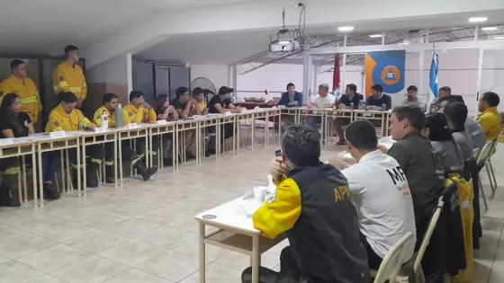 101466-provincias-del-noa-y-nacion-trabajan-para-fortalecer-los-sistemas-de-respuesta-ante-incendios-forestales-en-la-region