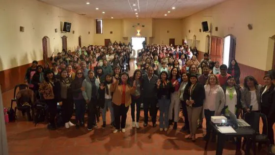 98186-en-cachi-el-gobierno-sensibilizo-a-docentes-sobre-la-trata-de-personas