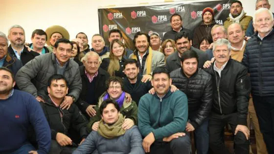 96679-saenz-con-las-nuevas-autoridades-del-foro-de-intendentes-sigamos-juntos-poniendo-siempre-a-salta-primero