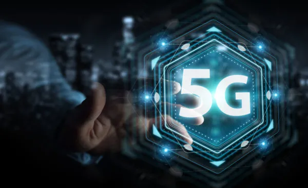 5G-que-es-y-como-funciona-mitos-y-realidades-600x367