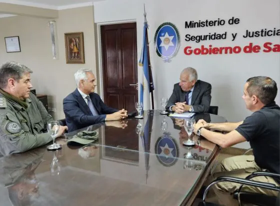 98337-autoridades-de-provincia-y-nacion-destacaron-el-trabajo-interfuerzas-en-salta