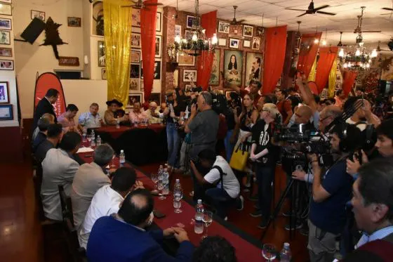 5375-se-presento-en-salta-la-edicion-2024-del-festival-cosquin