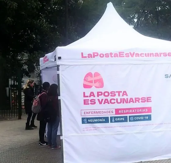 4298-el-jueves-funcionara-un-vacunatorio-para-enfermedades-respiratorias-en-la-plazoleta-cuatro-siglos