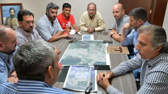 94696-definen-obras-para-mitigar-en-cerrillos-y-la-merced-inconvenientes-provocados-por-las-lluvias