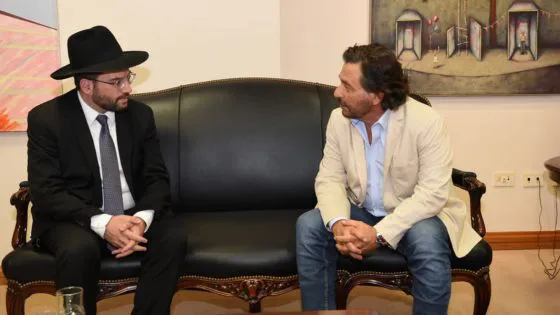 94859-el-gobernador-saenz-recibio-al-rabino-de-la-asociacion-mutual-israelita-argentina