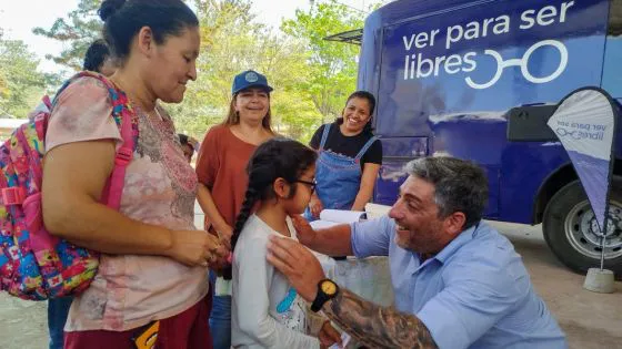 98001-inicio-la-tercera-semana-del-operativo-ver-para-ser-libre-con-mas-de-mil-anteojos-entregados