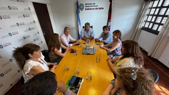 97895-desarrollo-social-realiza-talleres-de-gestion-de-riesgo-junto-a-la-organizacion-panamericana-de-la-salud