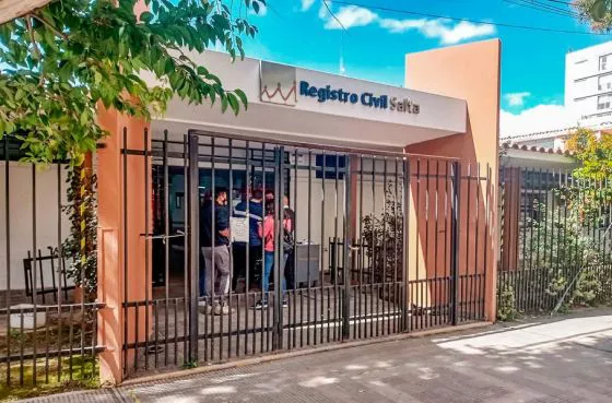 87330-hasta-el-viernes-funcionara-un-puesto-de-vacunacion-en-el-registro-civil