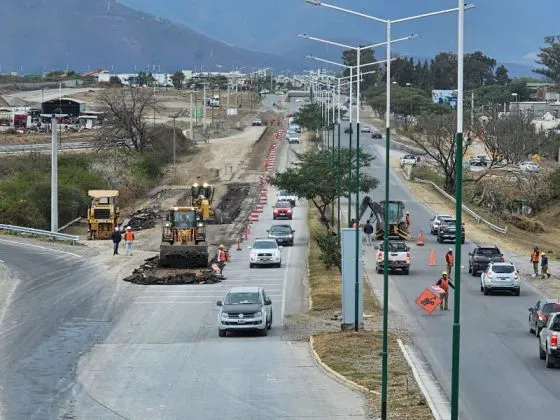 7366-se-intensifica-el-trabajo-sobre-ruta-provincial-28