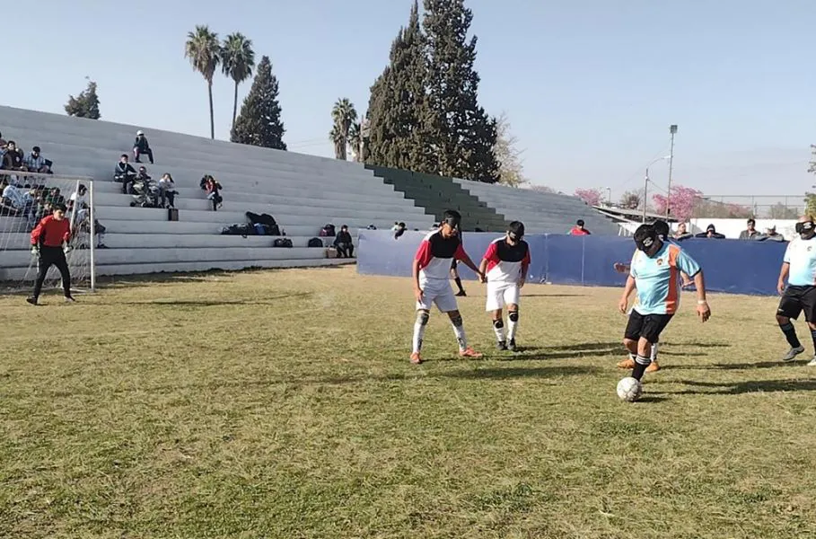 8329-el-equipo-saltenio-yaguaretes-sub-23-clasifico-a-la-copa-de-oro-en-la-liga-nacional-de-futbol-para-ciegos