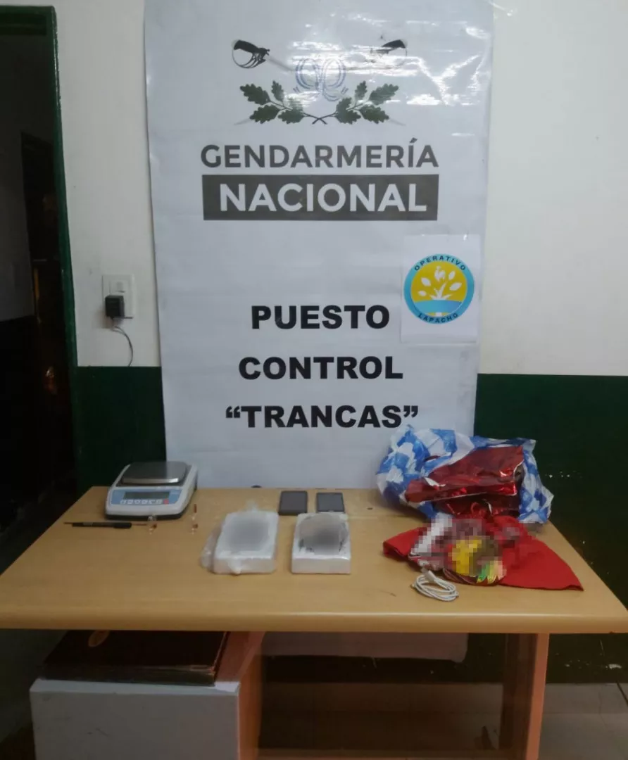 hallan_cocaina_oculta_en_un_transporte_de_pasajeros_2