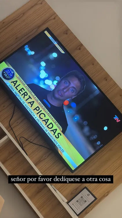 Instagram highlights stories 18437273578072761