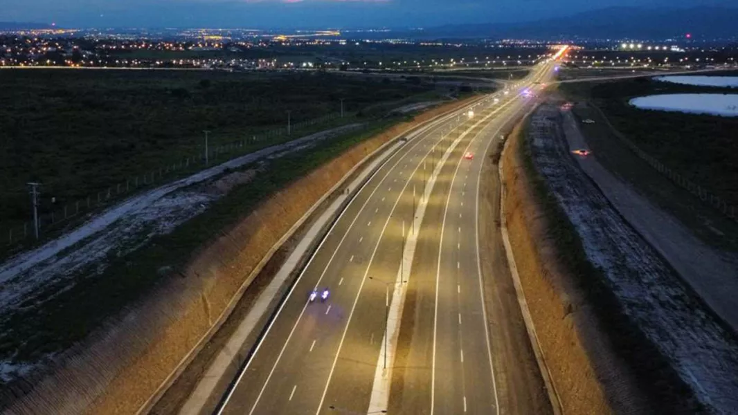 99828-autopista-del-valle-de-lerma-seguridad-vial-fluidez-vehicular-y-desarrollo