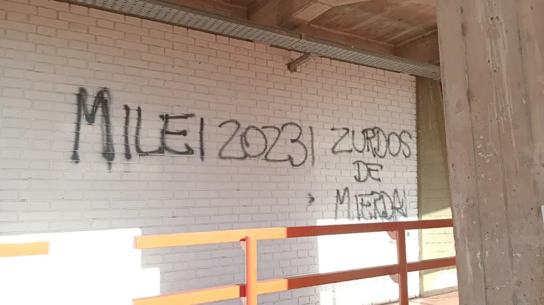 vandalizaron-la-universidad-cuyo