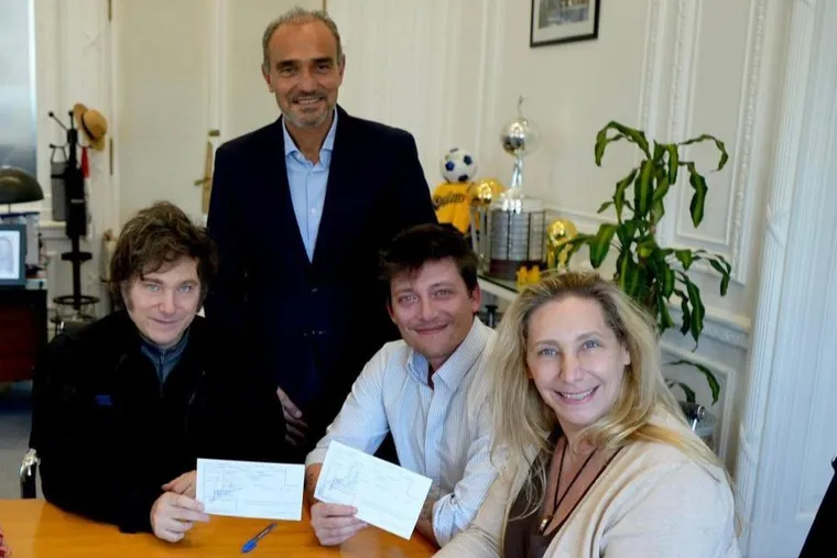 javier-milei-karina-milei-santiago-caputo-lule-menem-060225