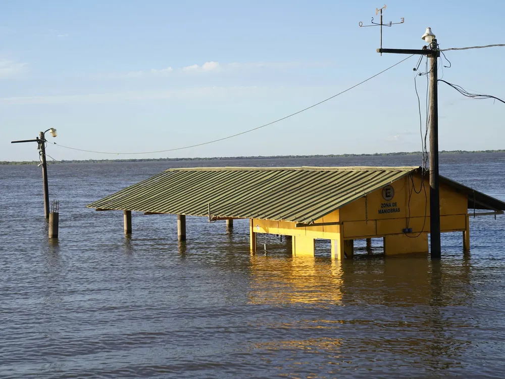 b22-paso-de-la-patria-inundacion