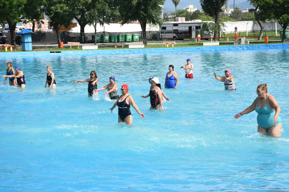 actividad-adultos-mayores-balneario-xamena-6-scaled