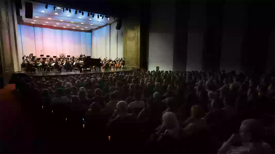 104260-el-sonido-de-las-mejores-historias-llega-al-teatro-provincial-juan-carlos-saravia