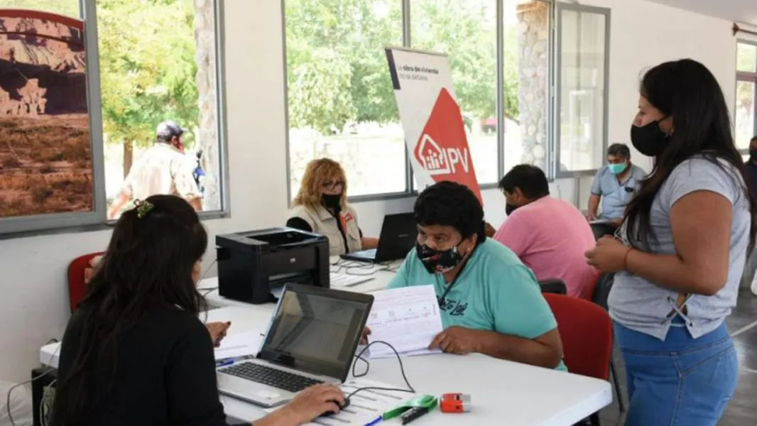 98429-el-ipv-recibira-en-la-vinia-documentacion-para-completar-inscripcion-y-actualizar-ficha-social