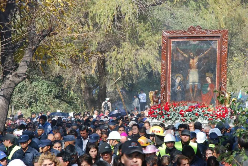 45905-miles-de-fieles-acompaniaron-al-cristo-de-sumalao