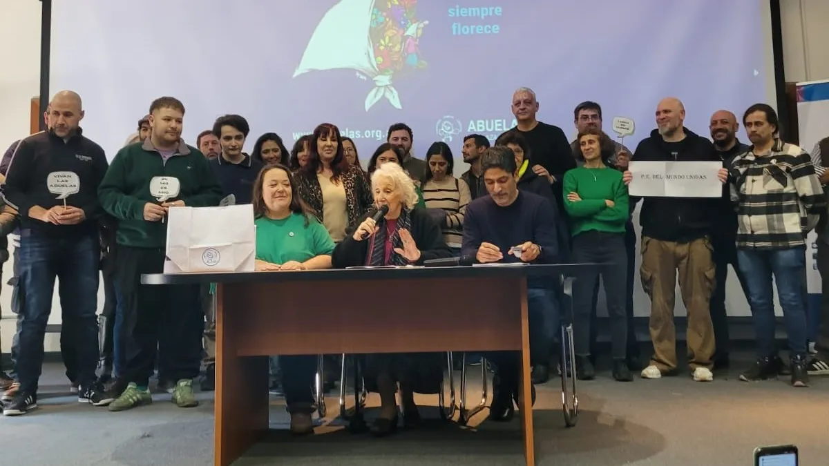 abuelas-plaza-mayo-conferencia-nieto-140