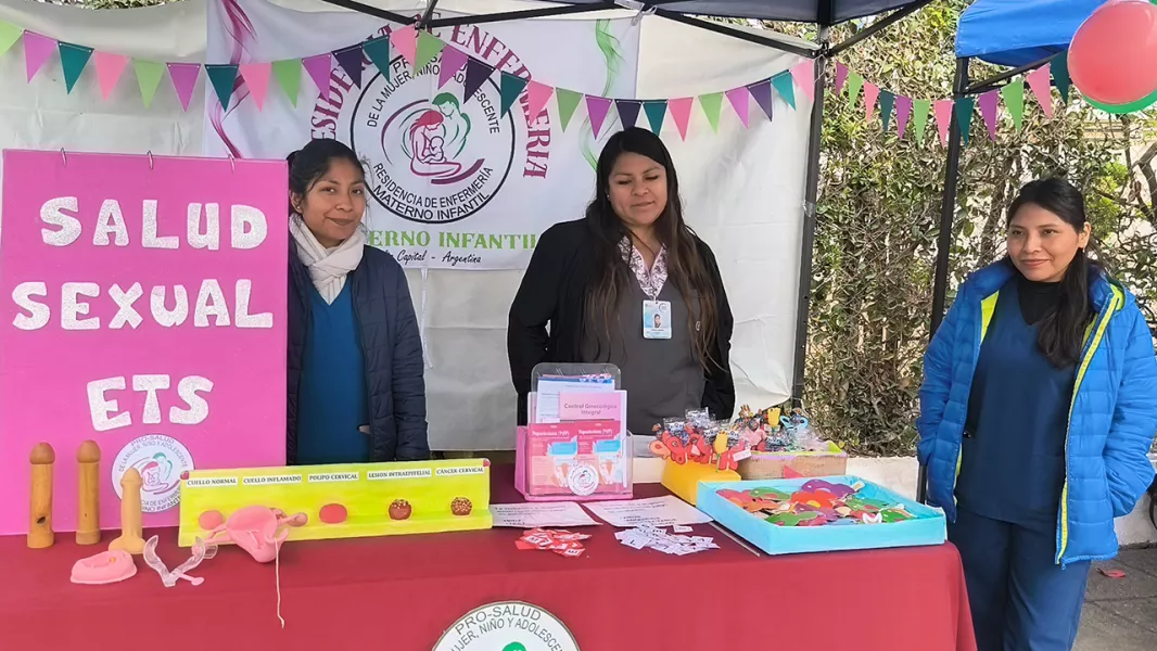 105379-el-viernes-se-realiza-la-ix-feria-de-residencias-de-la-salud-en-el-parque-san-martin