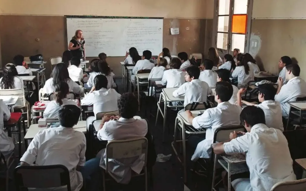 25395-solo-13-de-cada-100-alumnos-terminan-la-escuela-a-tiempo-y-con-los-aprendizajes-esperados