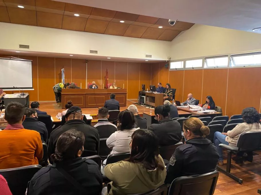 JuicioDrogasPenal02-911x683