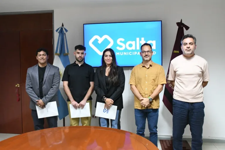 whatsapp-image-2025-12-04-at-62821-pm-768x512