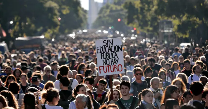 paro-universitario