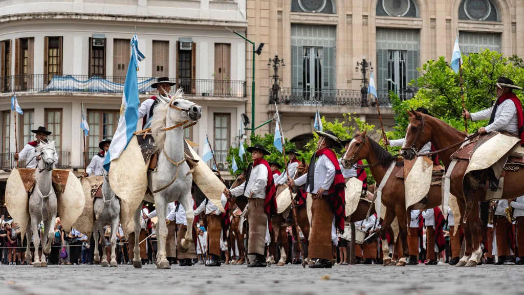 cambio-de-guardia-1-1024x577
